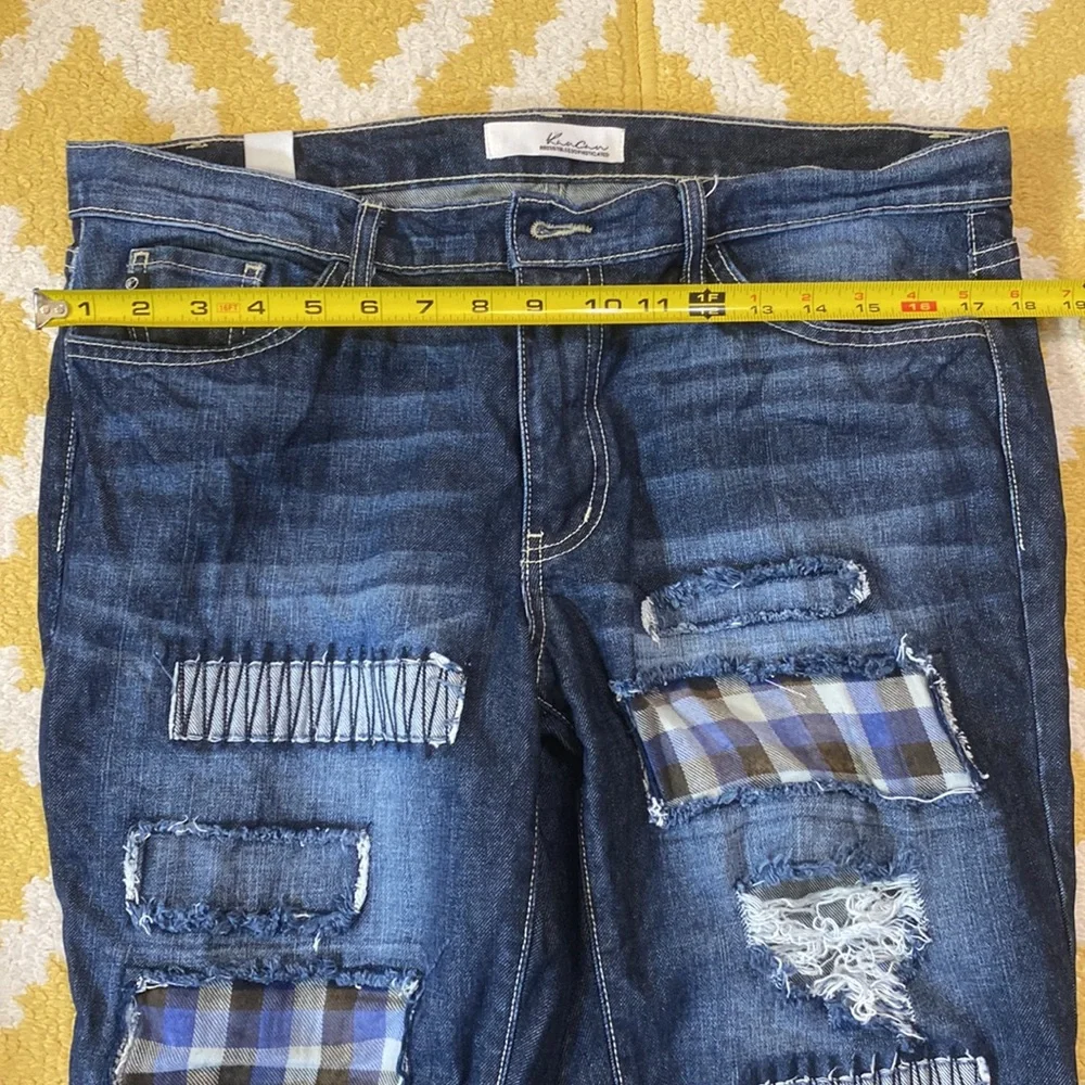 NWOT KANCAN 29/11 patchwork distressed cropped jeans